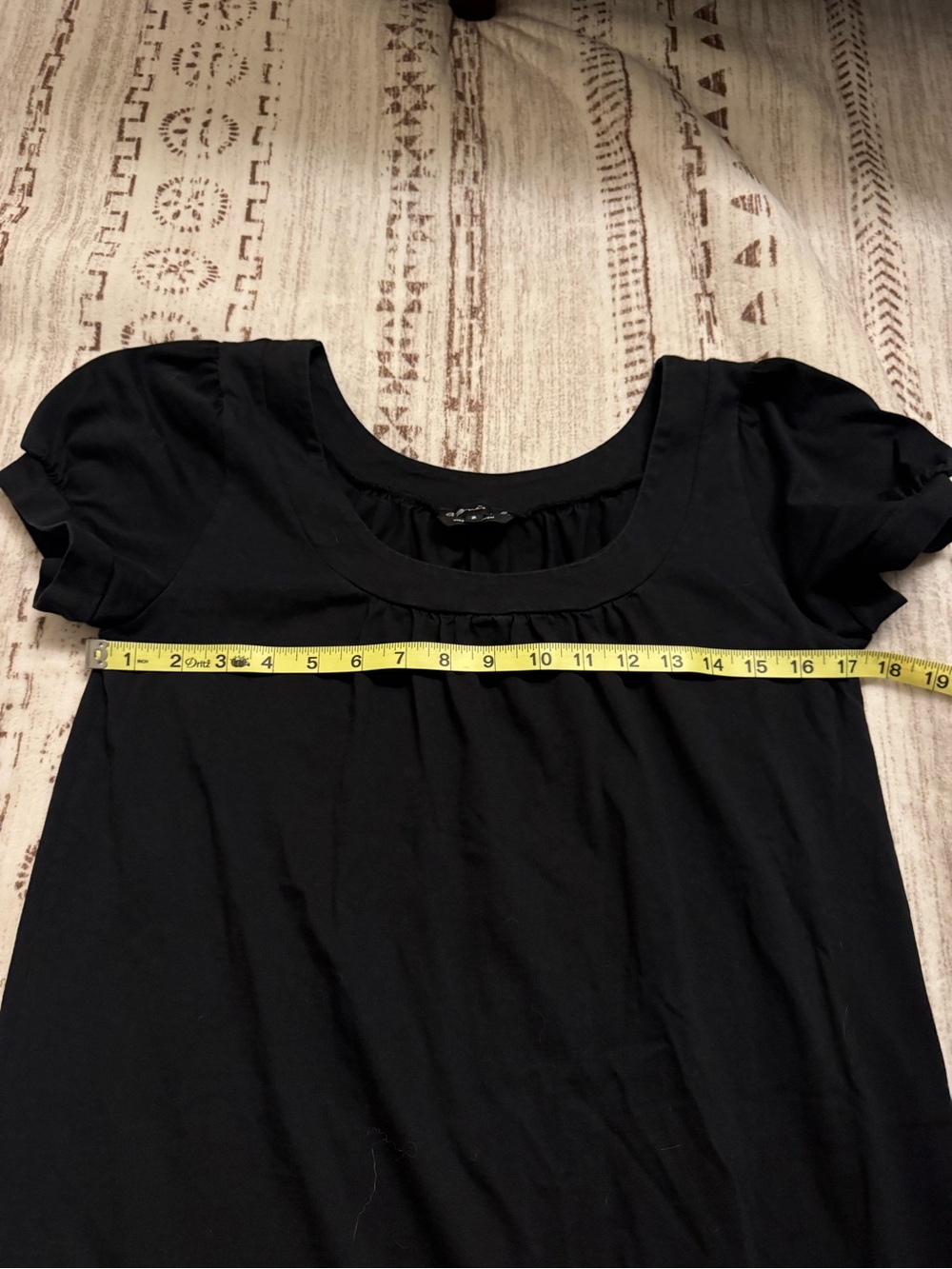 Agnes B Elegant Black Mini Dress with lace detail - quiet luxury, minimalist - Picture 9 of 10